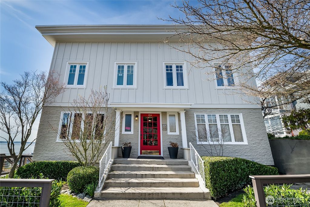 Photo of 1511 11th Avenue W #6, Seattle, WA 98119 (MLS # 2318593)