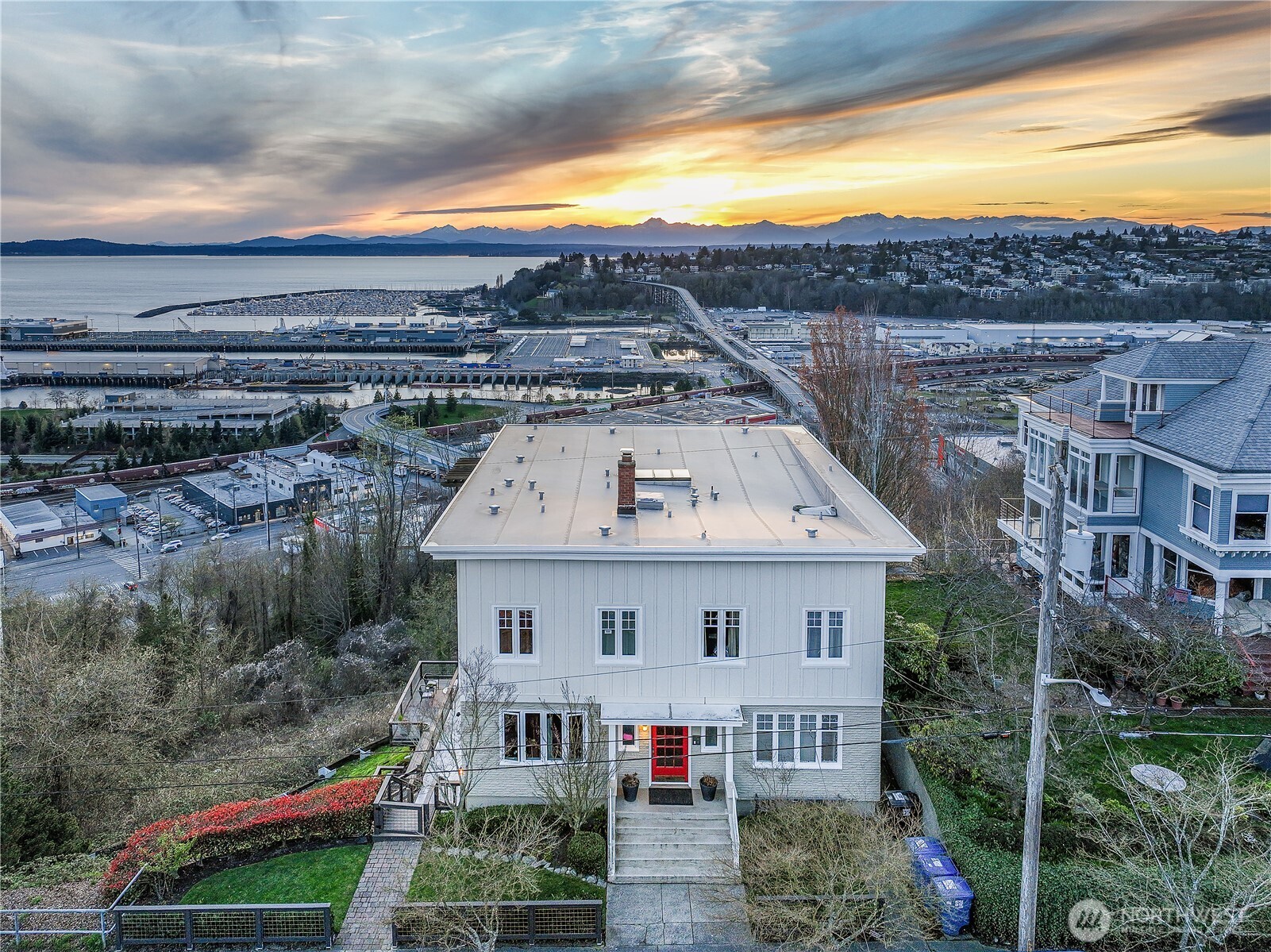 1511 11th Avenue W 6