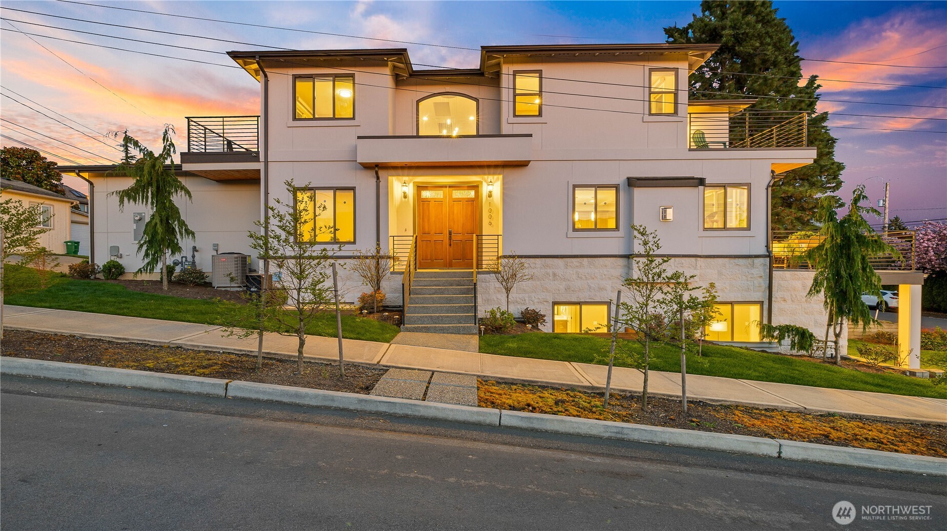 1006 4th Street W