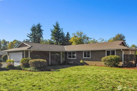 Photo of 1615 106th Street SW, Everett, WA 98204 (MLS # 2445153)