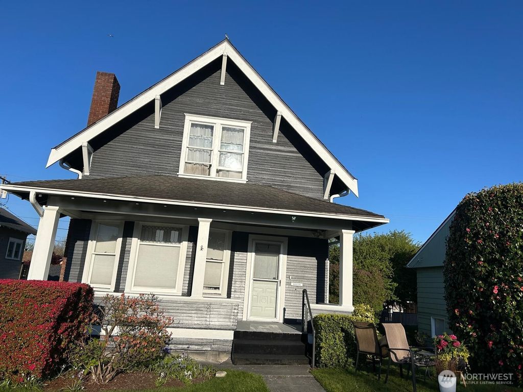 Photo of 2009 Rucker Ave, Everett, WA 98201 (MLS # 2382469)