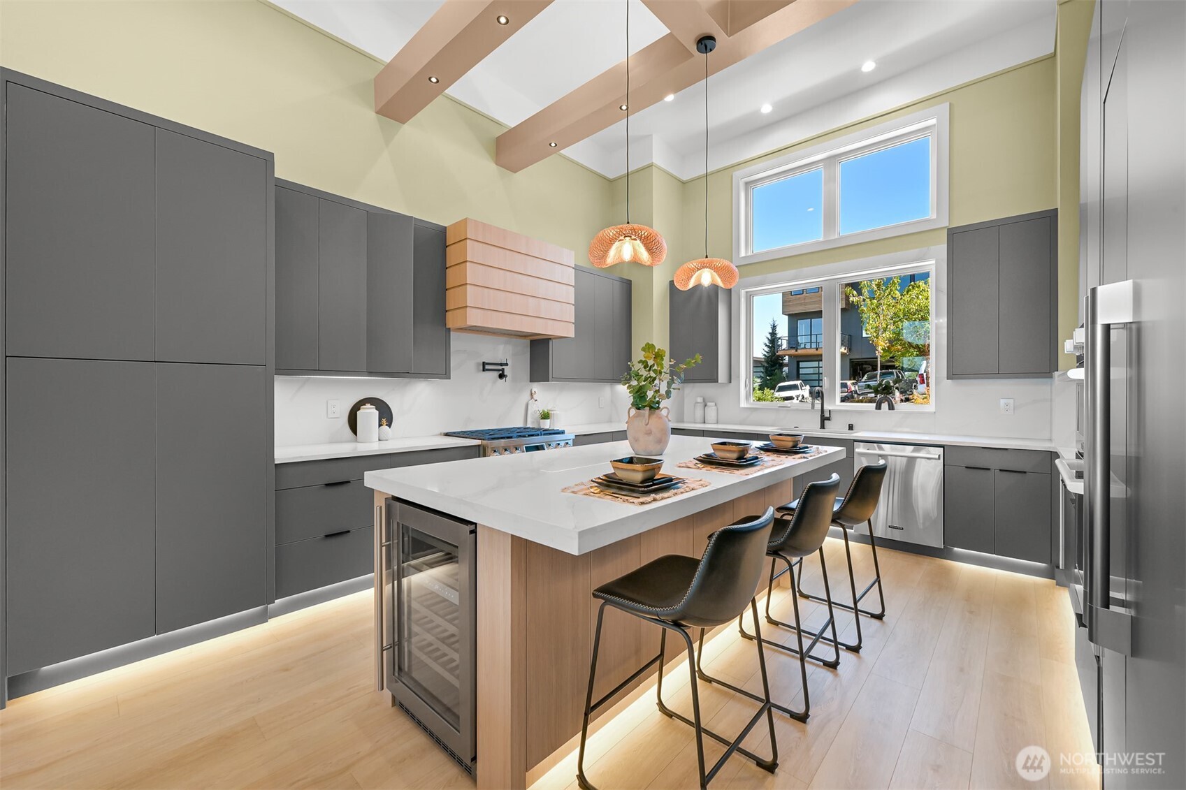 3951 Rock Ridge Pkwy