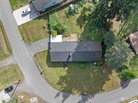 A home in Oak Harbor