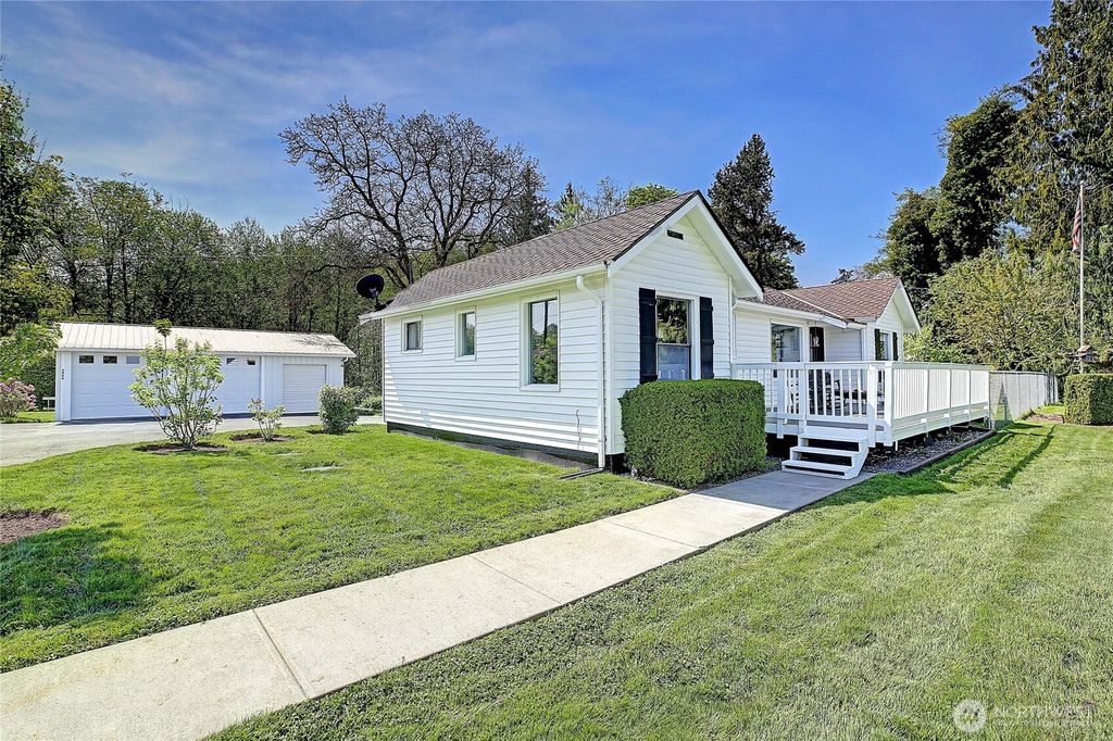 Photo of 5926 268th St NW St, Stanwood, WA 98292 (MLS # 2365823)
