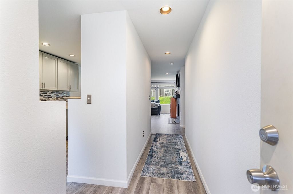Photo of 26221 116th Avenue SE #F103, Kent, WA 98030 (MLS # 2432252)
