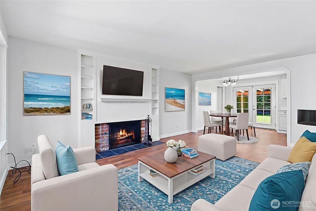 Photo of 21008 125th Avenue SE, Kent, WA 98031 (MLS # 2480995)