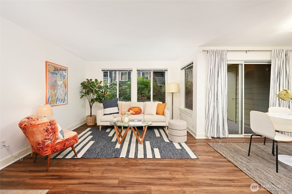 Photo of 300 N 130th Street #4104, Seattle, WA 98133 (MLS # 2343144)