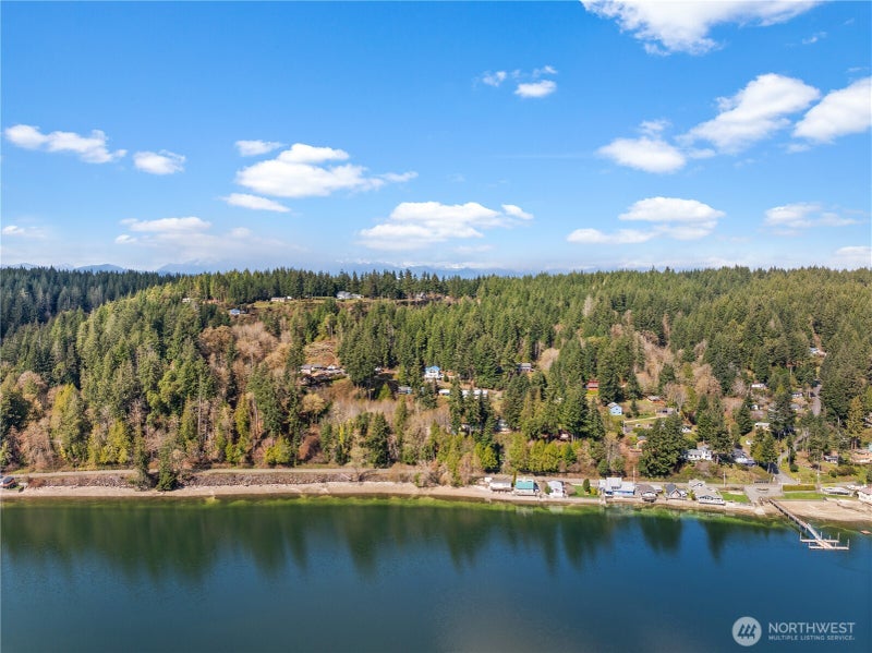 100 NE Alta Vista Drive