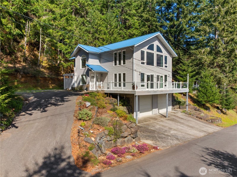 100 NE Alta Vista Drive