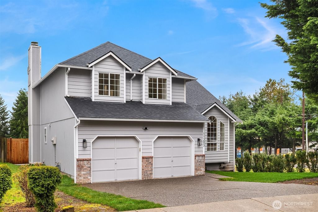 Photo of 11203 SE 237th Place, Kent, WA 98031 (MLS # 2492877)