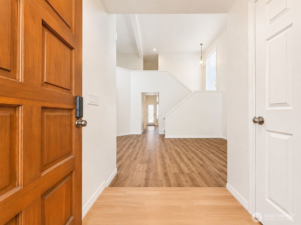 Photo of 6224 84th Avenue Ct W, University Place, WA 98467 (MLS # 2517573)