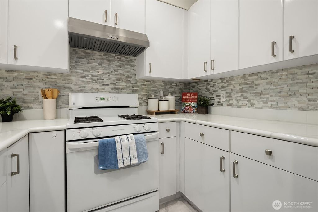 Photo of 5003 Lake Avenue S #B, Renton, WA 98055 (MLS # 2422787)