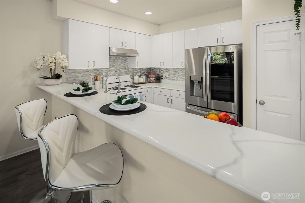 Photo of 5003 Lake Avenue S #B, Renton, WA 98055 (MLS # 2422787)
