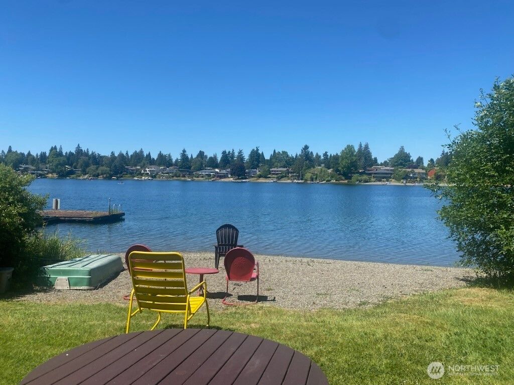 Photo of 3900 S 198th Street, SeaTac, WA 98188 (MLS # 2401839)