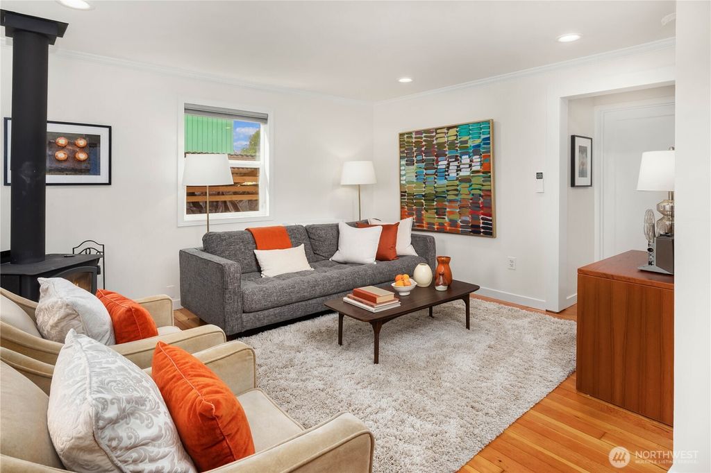 Photo of 1410 N 100th Street, Seattle, WA 98133 (MLS # 2386106)