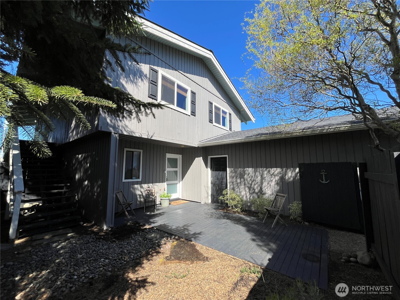 373 Sand Dune Avenue NW