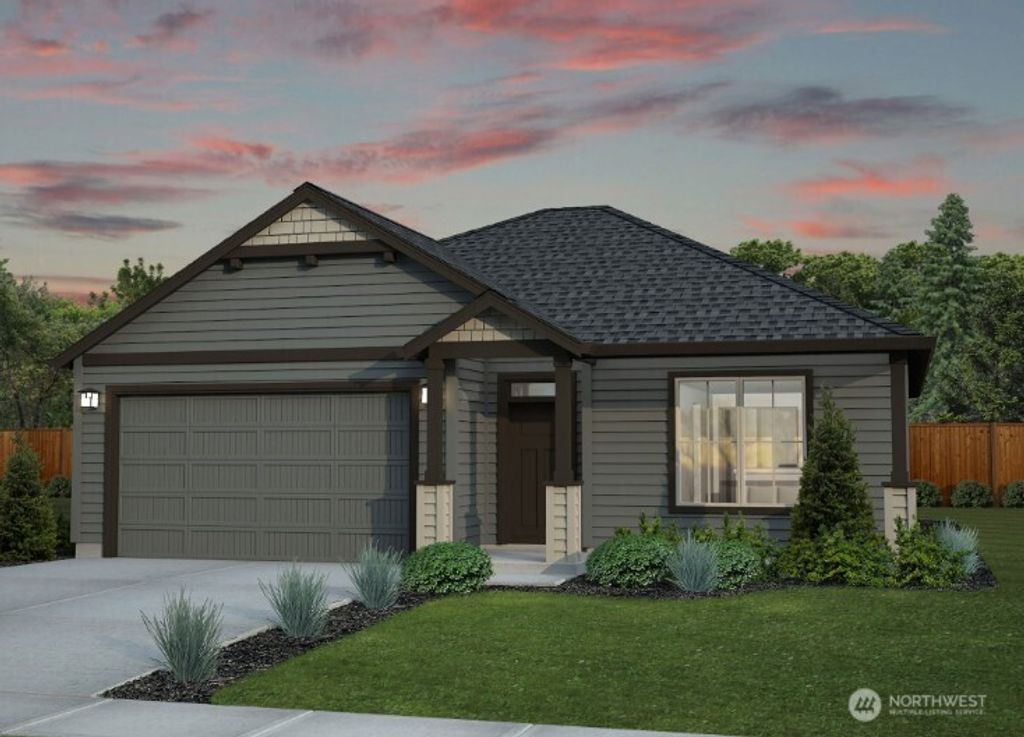 Photo of 702 Powell Avenue, Winlock, WA 98596 (MLS # 2485114)