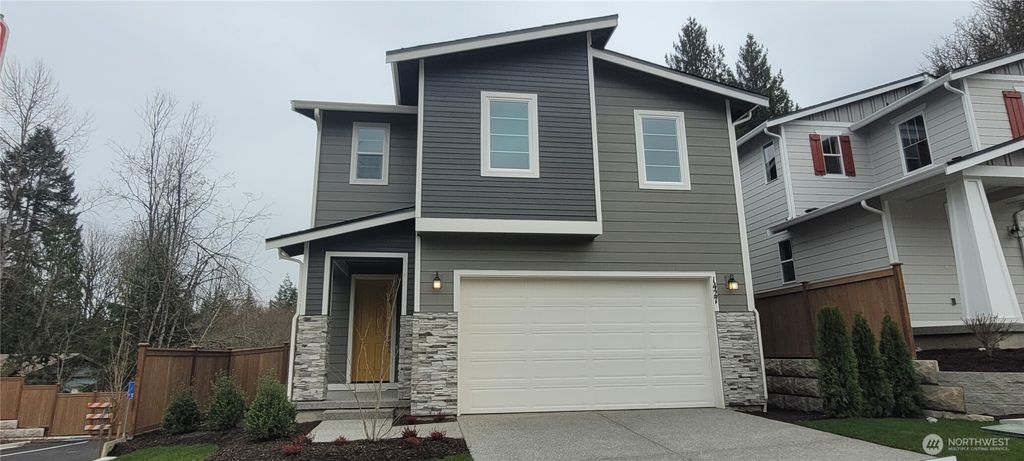 Photo of 1427 121st Street SE #4, Lake Stevens, WA 98258 (MLS # 2310574)