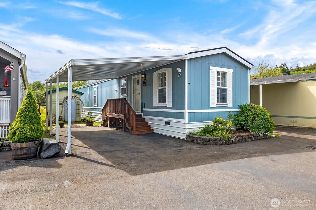 Photo of 168 US HWY 101 #7, Hoquiam, WA 98550 (MLS # 2439963)