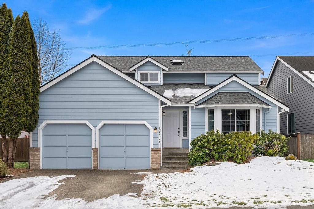 Photo of 21627 SE 281st Street, Maple Valley, WA 98038 (MLS # 2332115)
