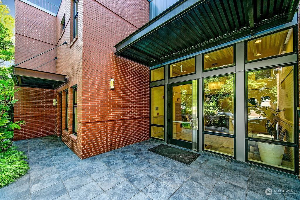 Photo of 1 Ward Street #1, Seattle, WA 98109 (MLS # 2015019)