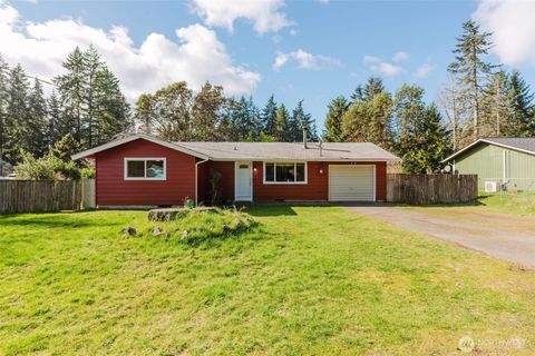 Photo of 11618 Fry Avenue SW, Port Orchard, WA 98367 (MLS # 2484894)