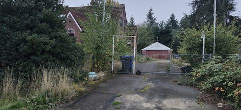 2857 S 152nd Street SeaTac WA 98188