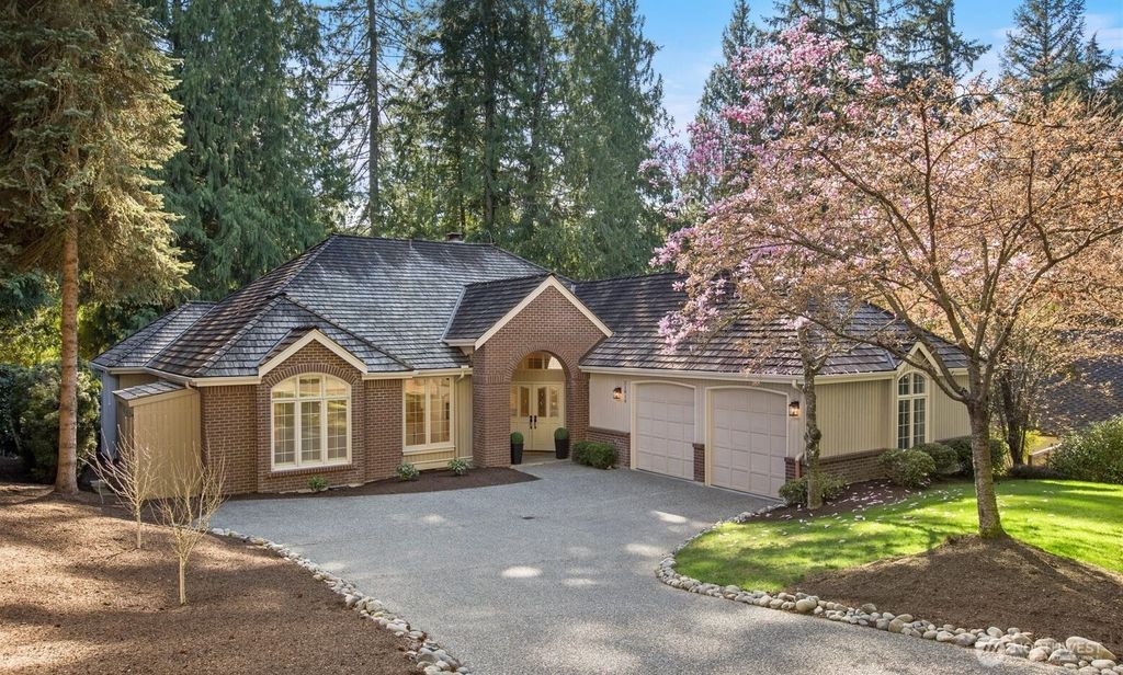 Photo of 21819 NE 30th Place, Sammamish, WA 98074 (MLS # 2506890)