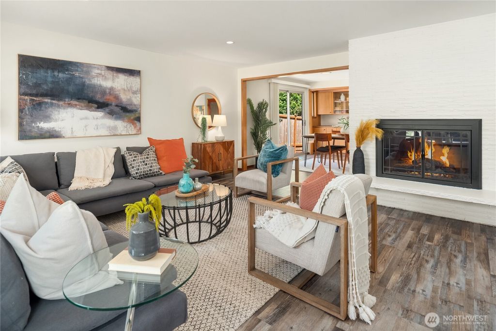 Photo of 5634 116th Place SE, Bellevue, WA 98006 (MLS # 2391699)