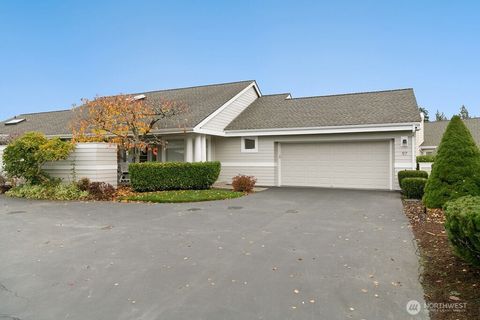 97 Martingale Pl Port Ludlow WA 98365