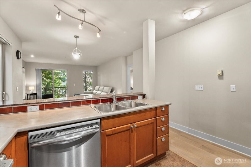 5016 California Avenue SW 302