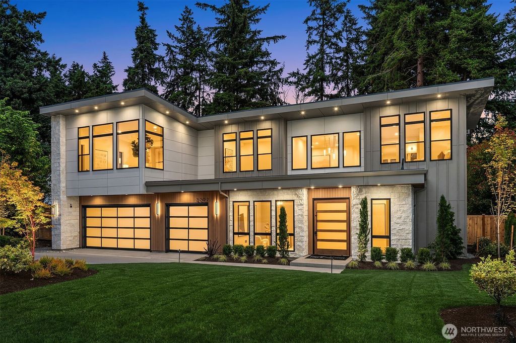 Photo of 2202 102nd Place SE, Bellevue, WA 98004 (MLS # 2422605)
