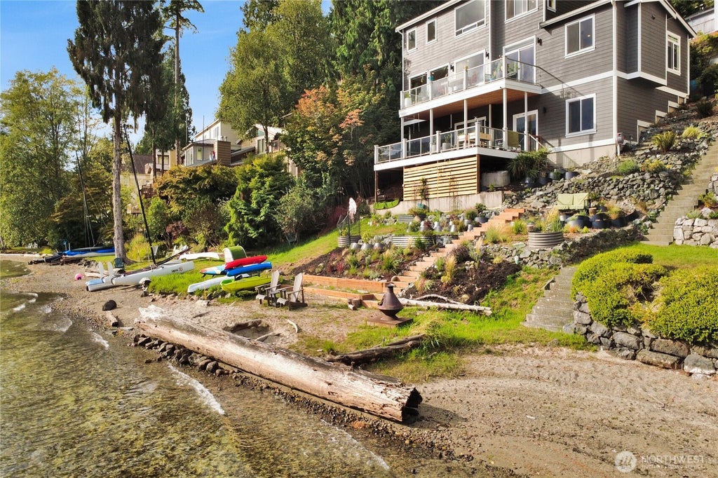 Photo of 14 Inlet Circle #A, Bellingham, WA 98229 (MLS # 2580675)