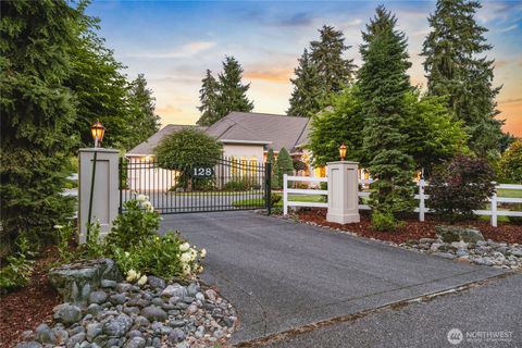 Photo of 128 Country Club Circle SW, Lakewood, WA 98498 (MLS # 2423471)