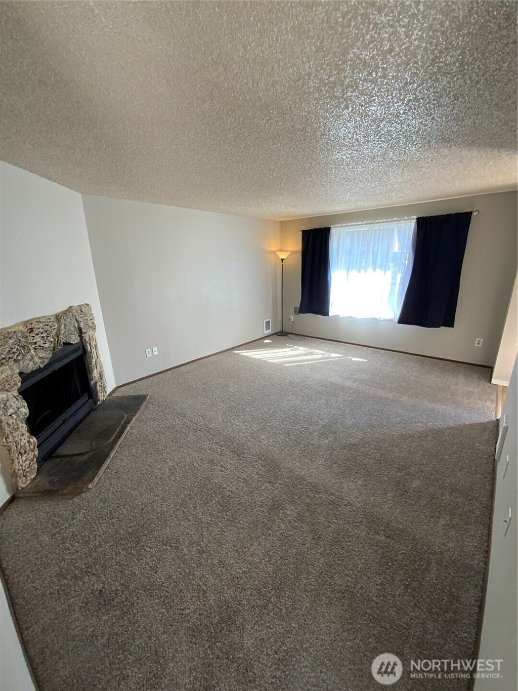 Photo of 1619 E Fairbanks Street, Tacoma, WA 98404 (MLS # 2490265)