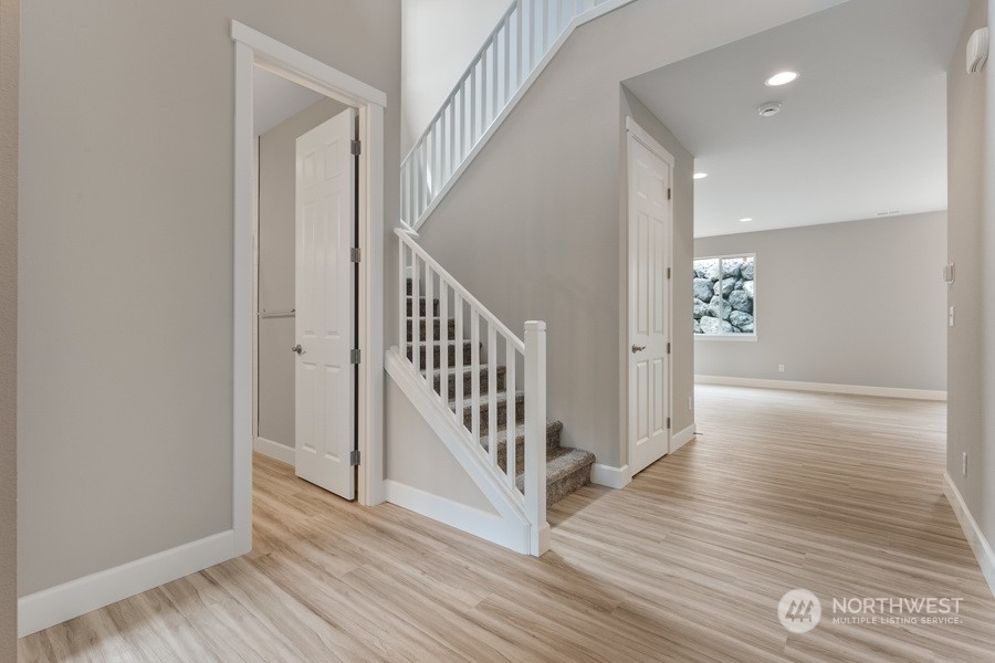 13909 181ST Street E 14
