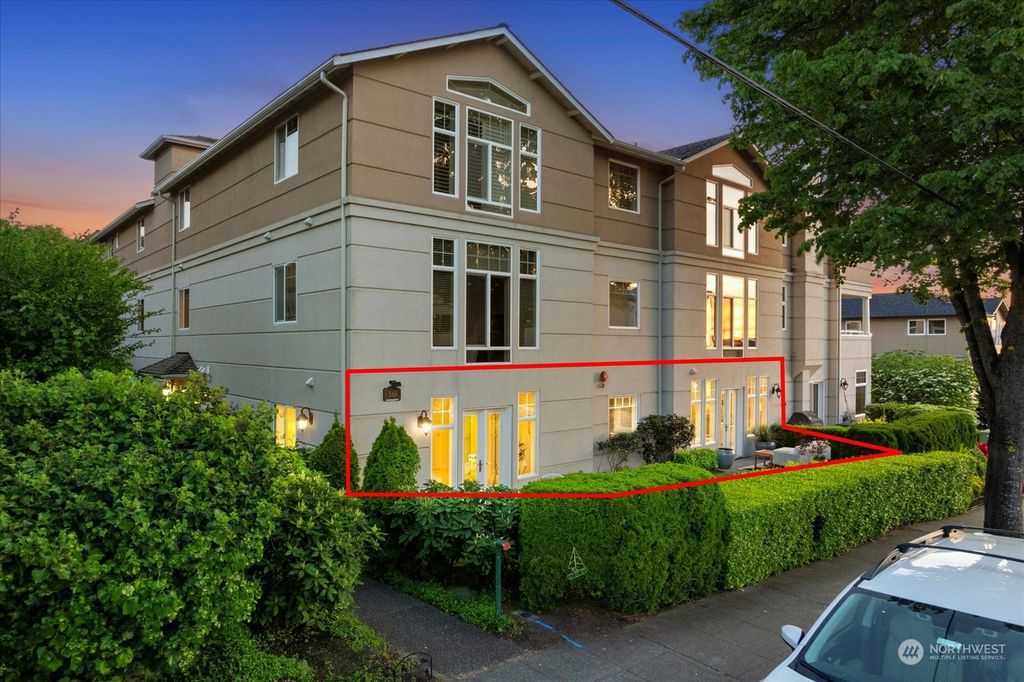 Photo of 546 Walnut Street #101, Edmonds, WA 98020 (MLS # 2238217)