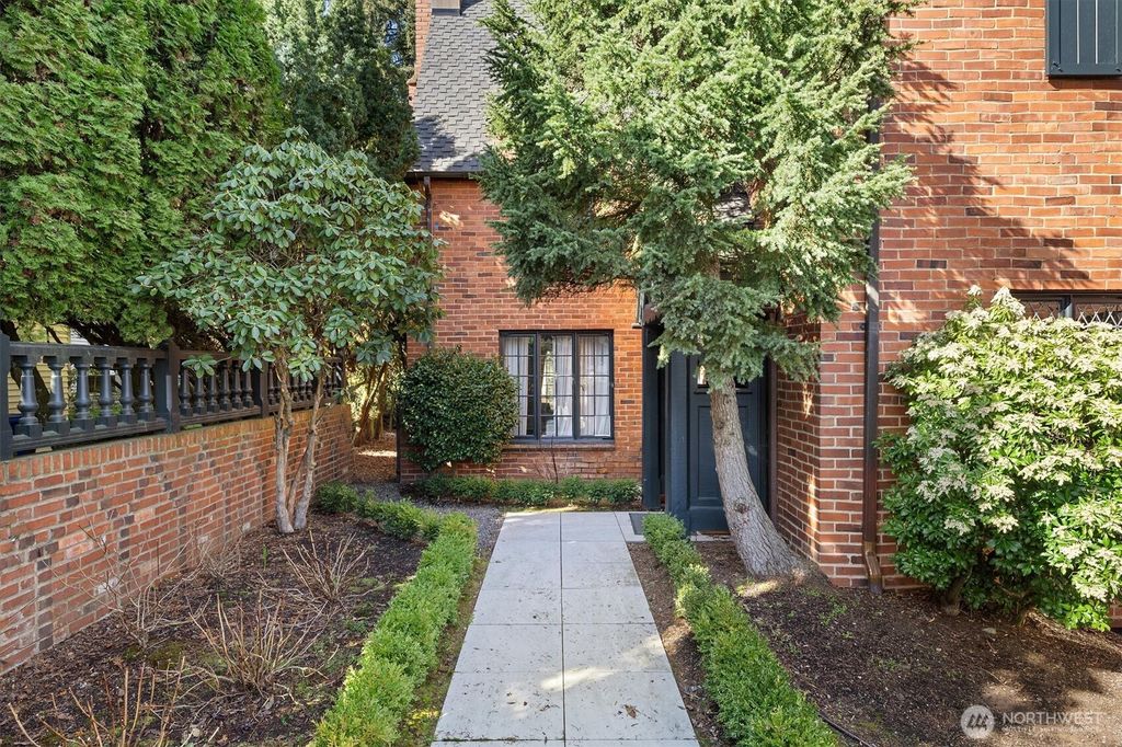 Photo of 2025 Parkside Drive E, Seattle, WA 98112 (MLS # 2506626)