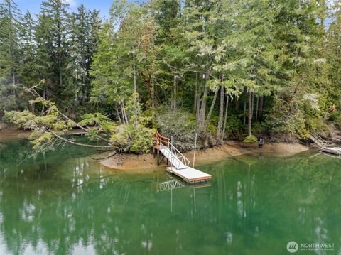 2832 Fishtrap Loop NE Olympia WA 98506