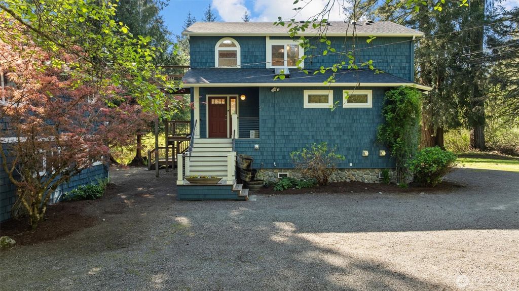 Photo of 20638 Little Bear Creek Road, Woodinville, WA 98072 (MLS # 2515472)