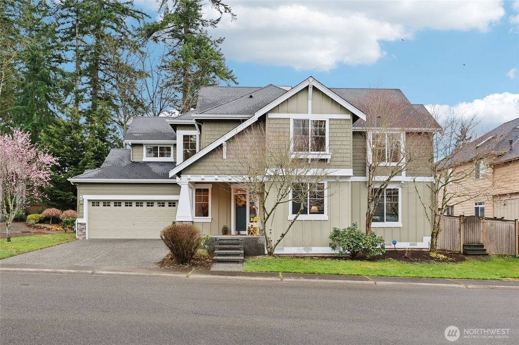 Photo of 8827 NE 148th Place, Kenmore, WA 98028 (MLS # 2489893)