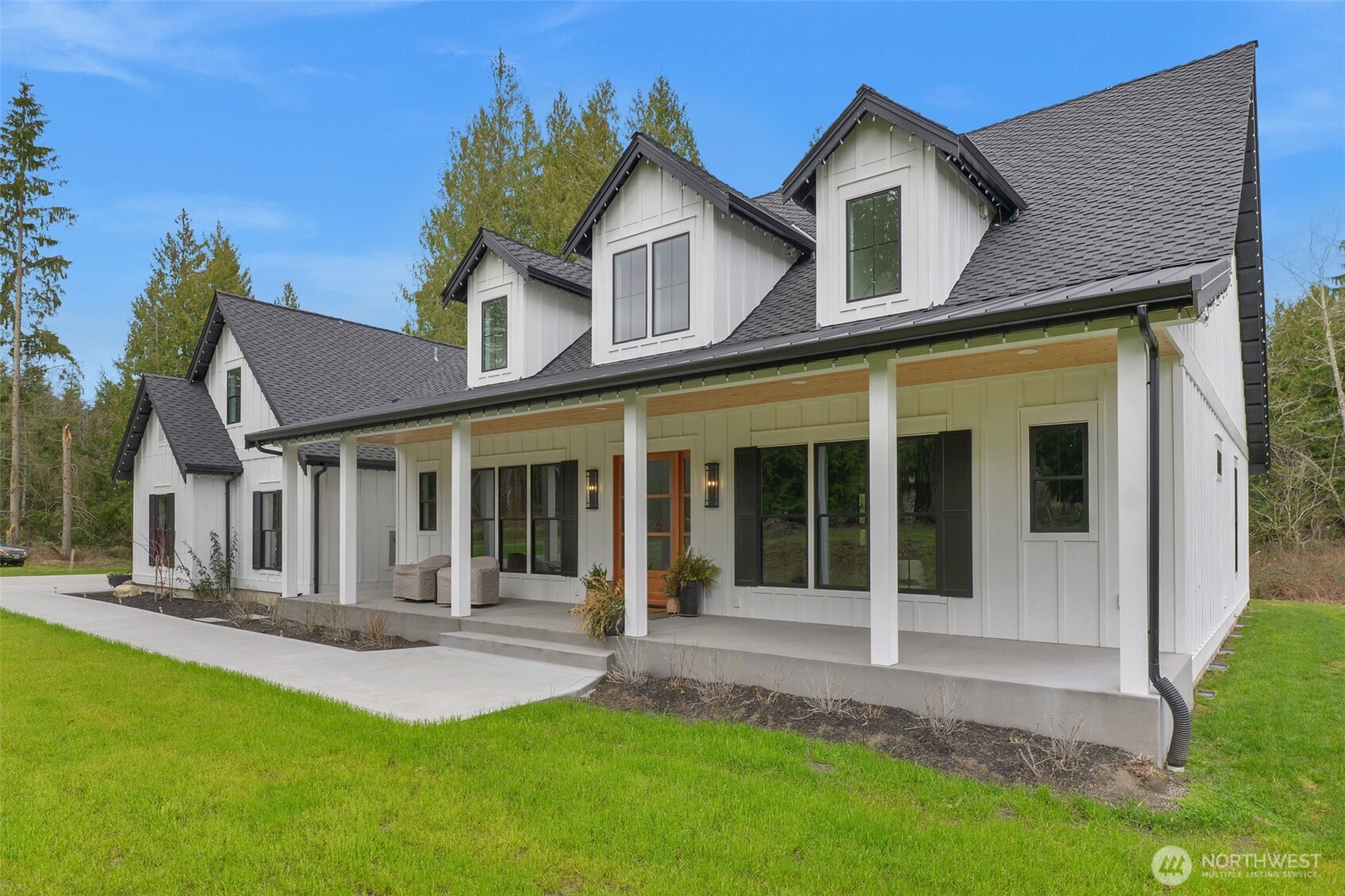 20303 44th Avenue NW