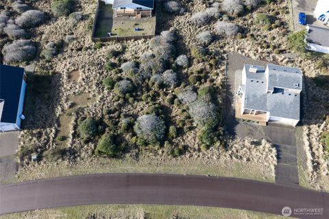 444 N Bel Air Loop Ocean Shores WA 98569