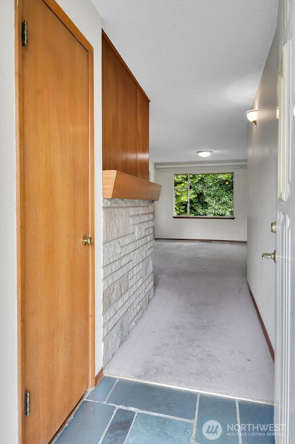 Photo of 16003 5th Avenue NE, Shoreline, WA 98155 (MLS # 2497637)