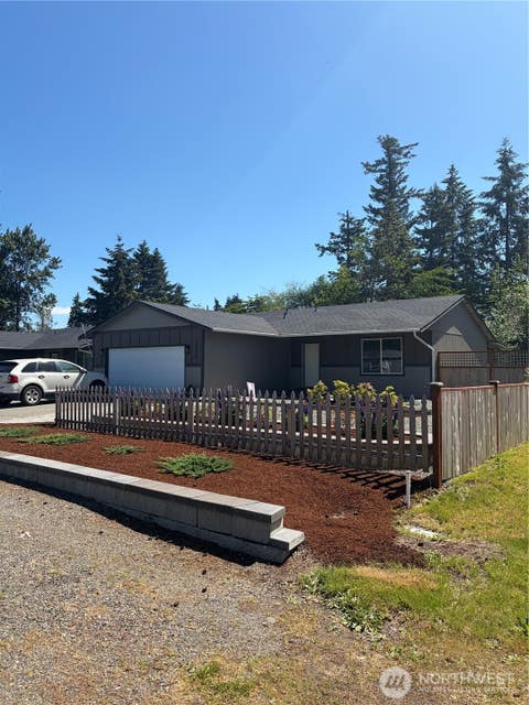 Photo of 12025 prairie ridge Drive E, Bonney Lake, WA 98391 (MLS # 2539268)