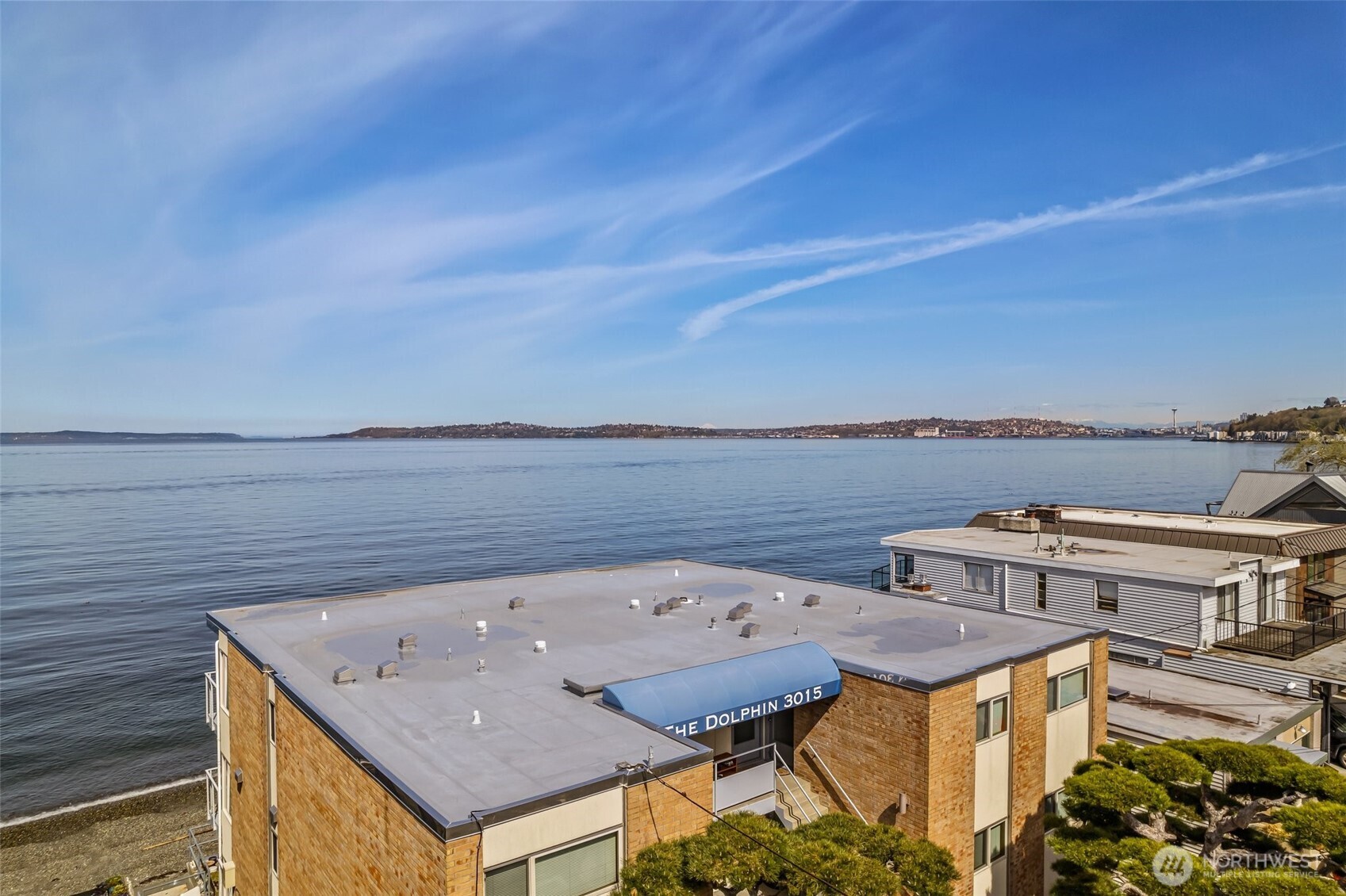 3015 Alki Avenue SW