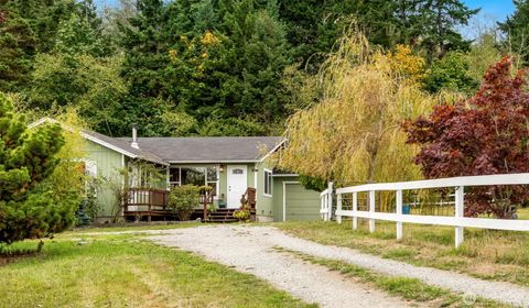 Photo of 85 W Bradley Place, Camano Island, WA 98282 (MLS # 2434399)