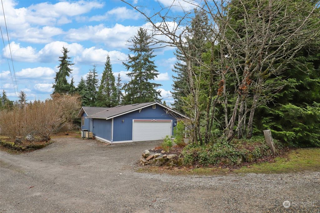 Photo of 5441 S 372nd Street, Auburn, WA 98001 (MLS # 2069347)