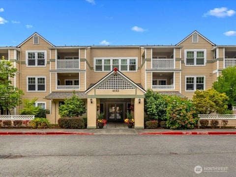 Photo of 4133 224th Lane SE #112, Issaquah, WA 98029 (MLS # 2585674)