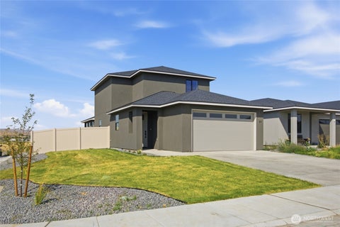 Photo of 911 9th Avenue NE, Ephrata, WA 98823 (MLS # 2492471)